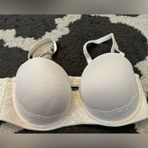 Torrid Bra with strapless option!